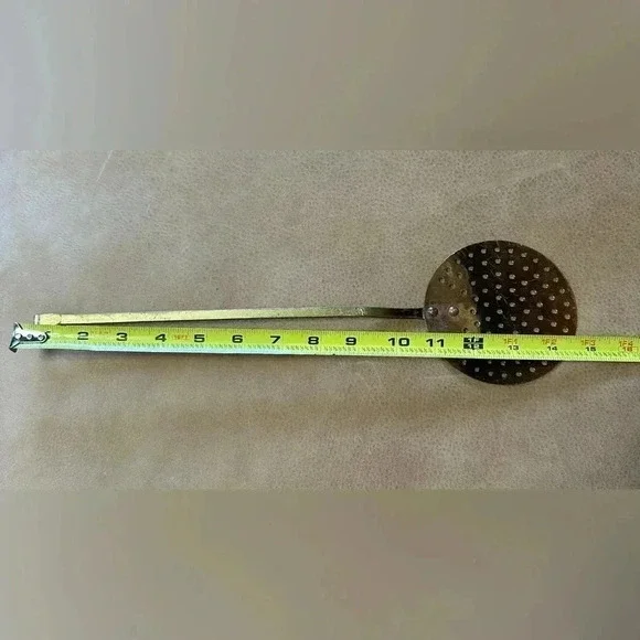 Vintage Brass roaster - Picture 6 of 6